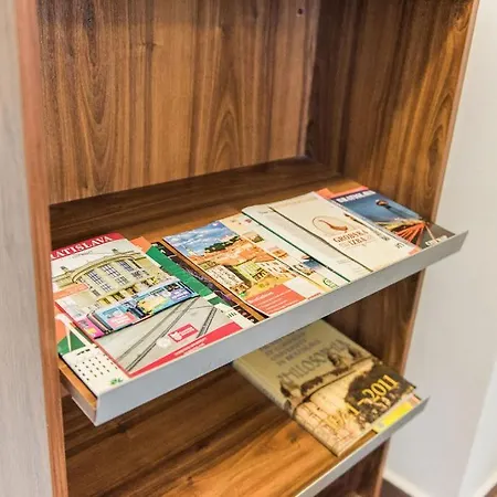 Lägenhet Lion In Historical Center, Old Town *