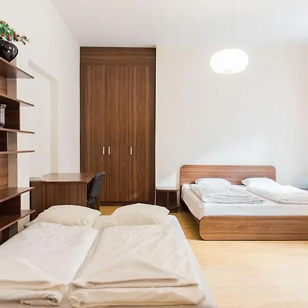 Lion In Historical Center, Old Town Lägenhet