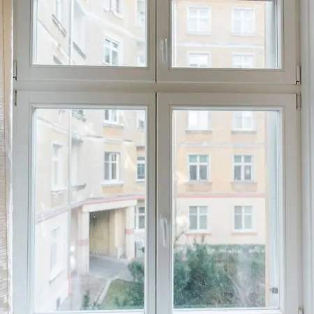 Lägenhet Lion In Historical Center, Old Town