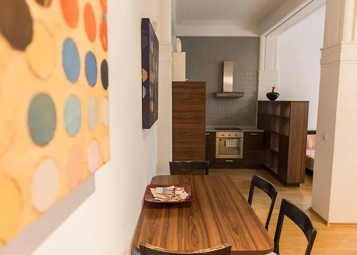 Lion In Historical Center, Old Town Apartmán