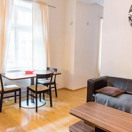 Lion In Historical Center, Old Town Appartement *